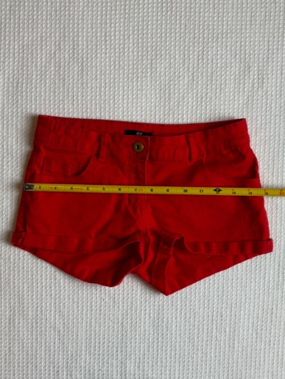 H&M Cotton Cuffed Chino Red Mini Shorts Women’s Size 2 - Picture 5 of 8